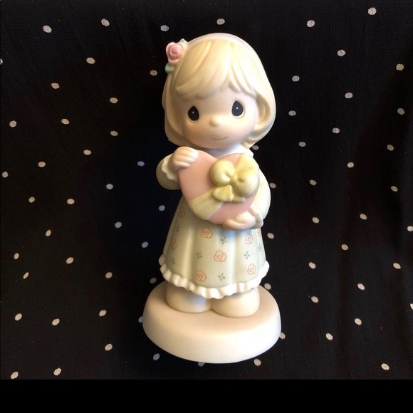 ⚡️2/$20 SALE⚡️ Precious Moments Collectible